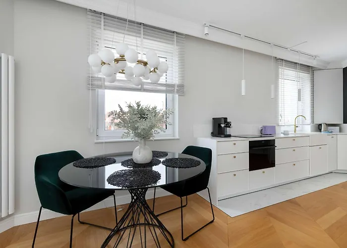 Apartament Elegant With Parking Space And Balcony By Renters